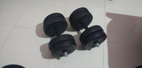 دمبل روکش‌دار ۱۰ کیلویی