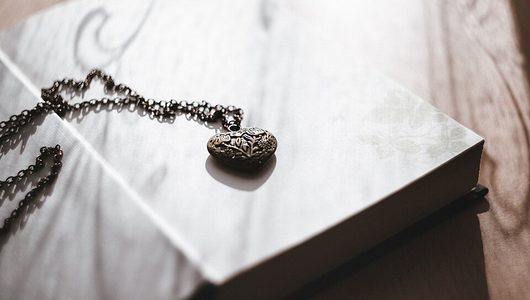 گردنبند نقره با آویز قلب